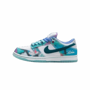 Nike SB Dunk Low x Futura Laboratories